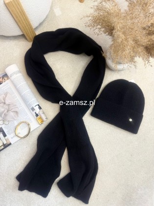 Czarny Ciepły Zestaw Czapka i Szalik 2 w 1